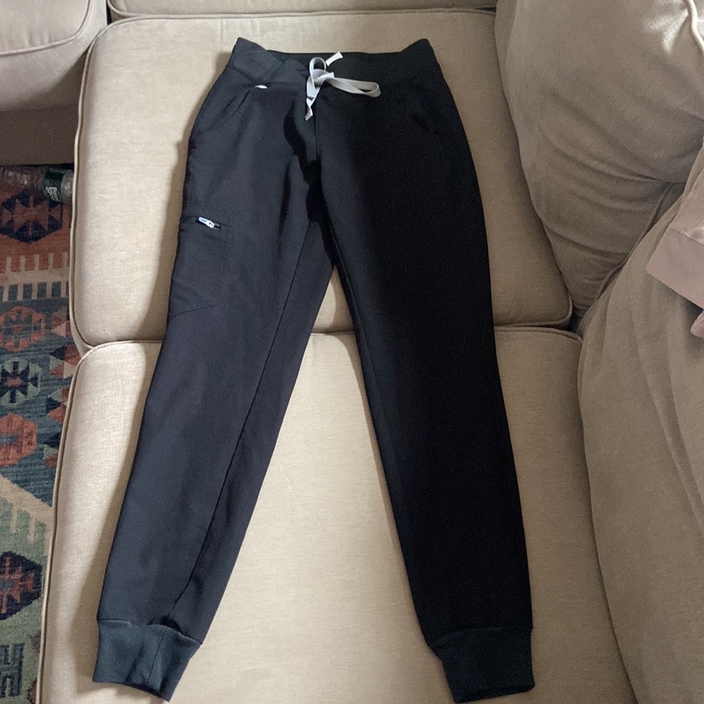 Black figs scrub pants